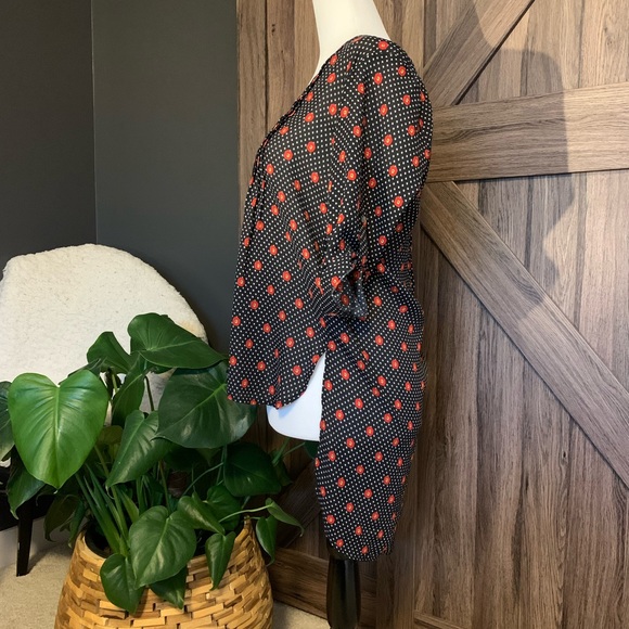 Women’s XS sheer high-low blouse - Picture 4 of 8